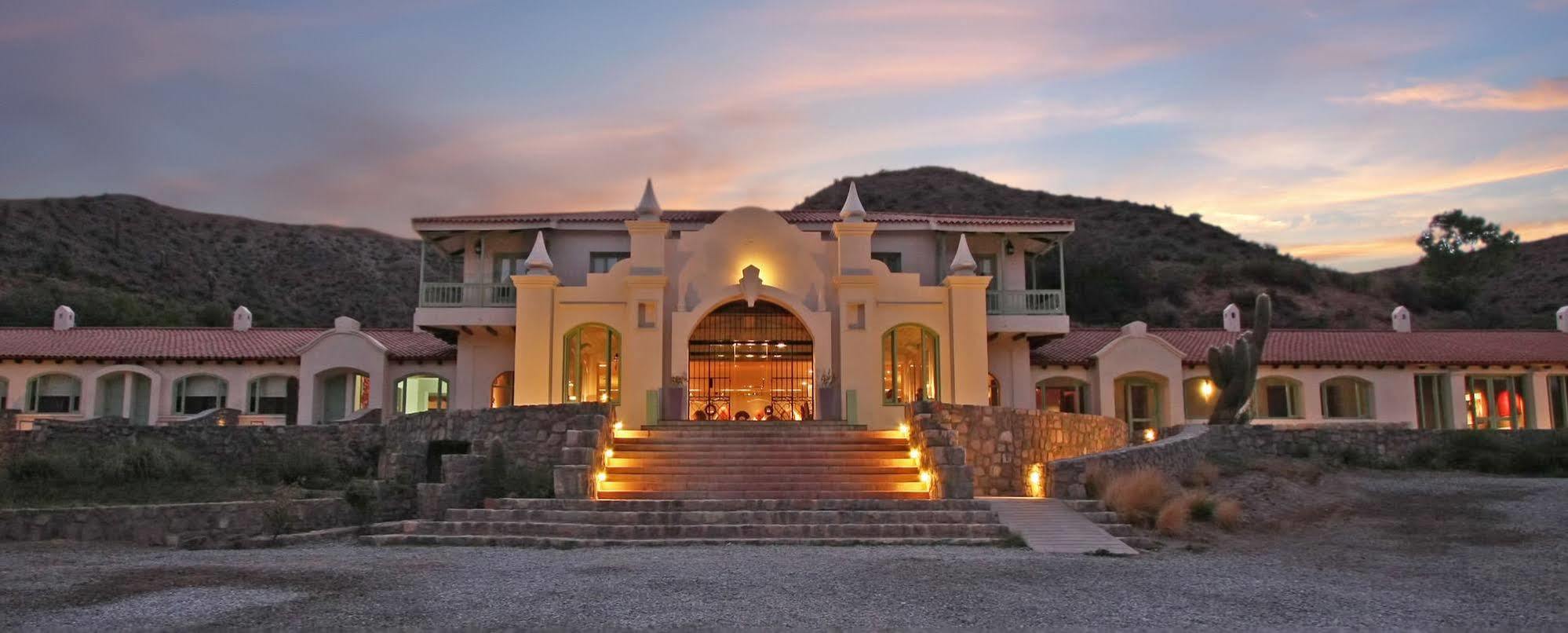 Hotel Huacalera Extérieur photo